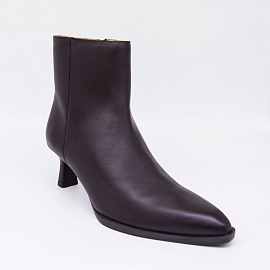 UNISA, ботильоны